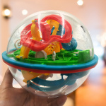 Mad Monkey Labyrint-bold