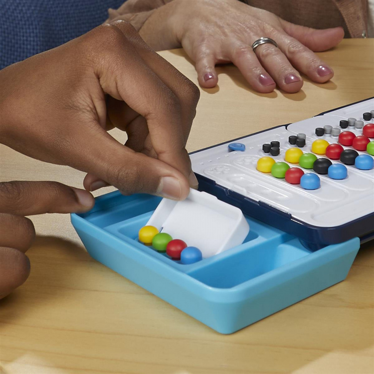 Hasbro gaming Brætspil Mastermind Refresh