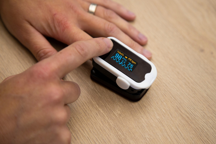 Alecto Saturation Monitor til nøjagtige og hurtige selvmålinger Alecto Saturation Monitor til nøjagtige og hurtige selvmålinger