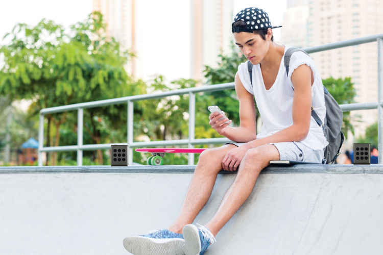 Lenco Bluetooth® stereohøjttalersæt med 8 timers spilletid med tilbehør Grå