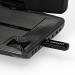 Lenco 9 tommer bærbar DVD nyt design med beslag Sort