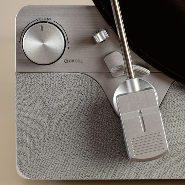 Lenco Fuldautomatisk lodret pladespiller med indbyggede højttalere og Bluetooth® Silver Lenco Fuldautomatisk lodret pladespiller med indbyggede højttalere og Bluetooth® Silver