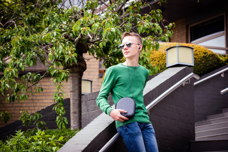 Lenco Powerbank-etui til Discman 5000mah grå