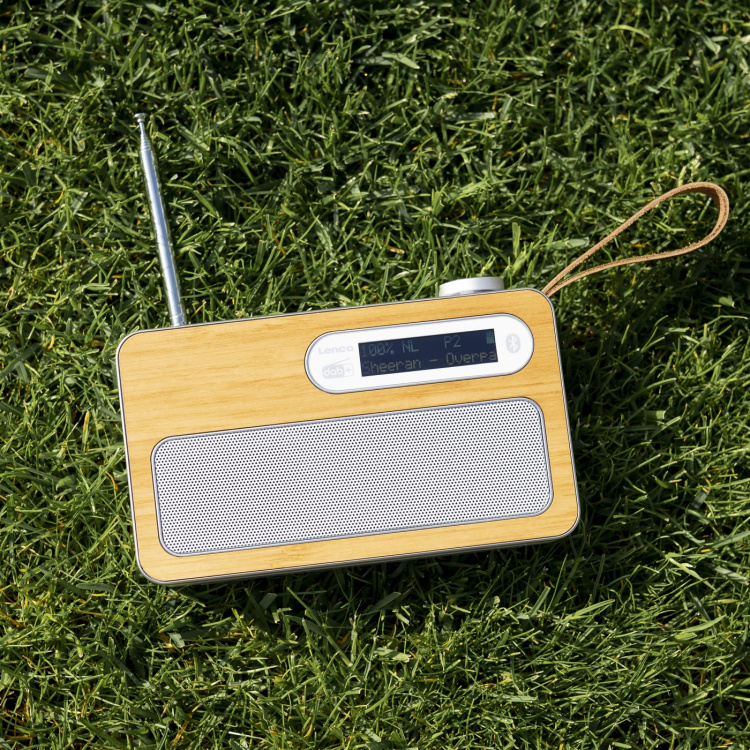 Lenco Bærbar DAB+/ FM-radio med Bluetooth® Bamboo White