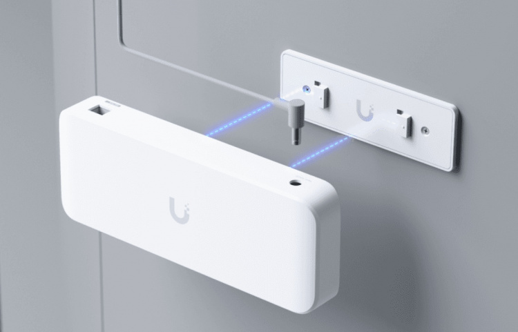 Ubiquiti UniFi USW-Ultra (42W) 8-ports PoE-switch uden strømforsyning