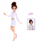 Roblox Docka Dress to Impress Fashion Doll Lana