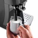 DeLonghi Espressomaskine ECAM220.22.GB Magnifica StartDeLonghi